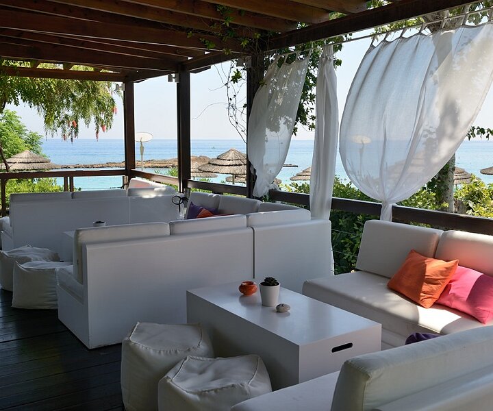 _DSC0005 View at Koi lounge at Capo Bay hotel .