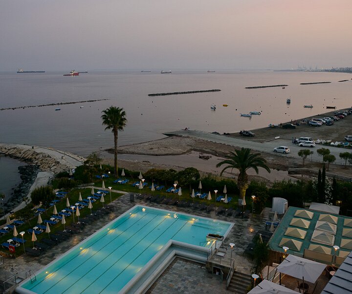 _DSC0058 View from the hotel room in the evening.