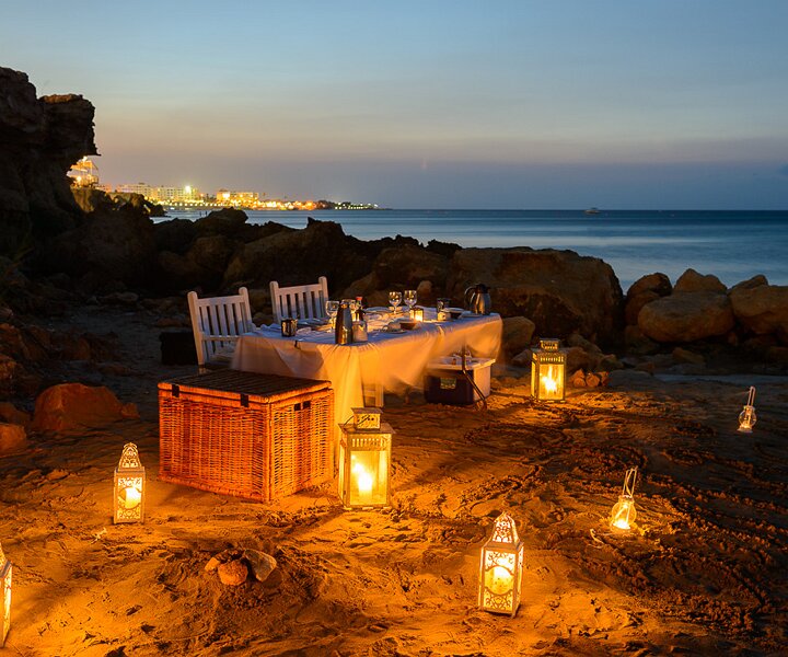 _DSC0016 Private dinner for two on the beach.