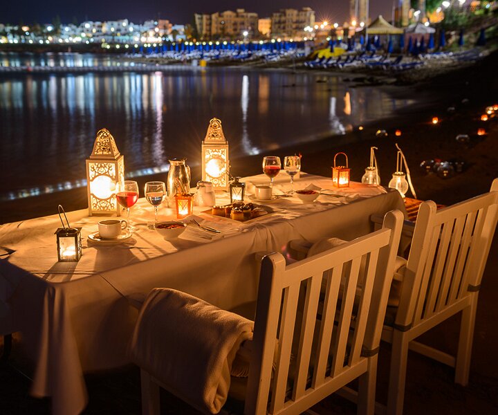 _DSC0059 Dinner for two on the beach. Time for dessert.