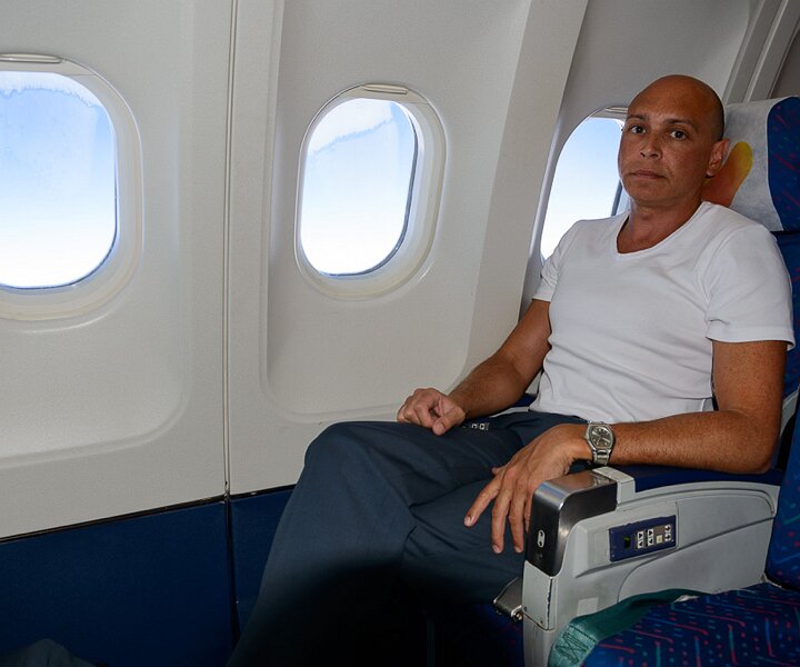 _DSC0038 Markos in the aircraft (A330-300), flying to Stockholm.