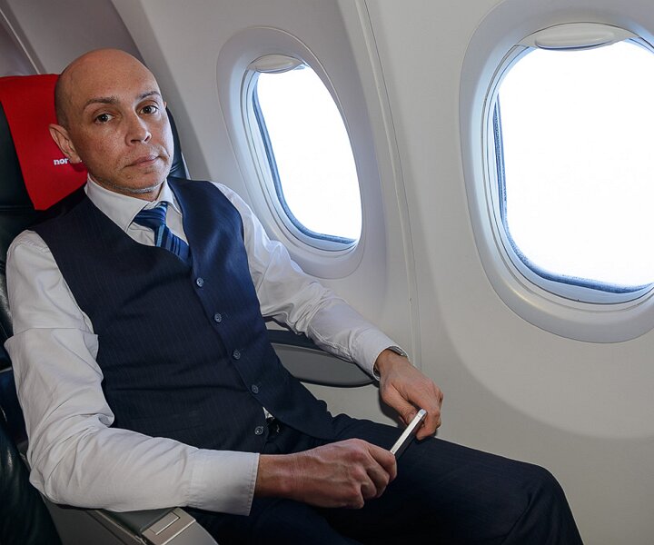 _DSC0019 Markos flying to Cyprus, in a B737-800.