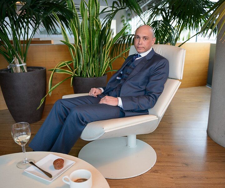 _DSC0005 Markos in the lounge at Larnaca airport.
