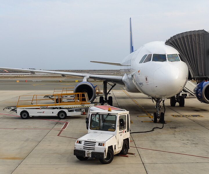 _DSC0013 A Cyprus Airways airbus at Larnaca airport.