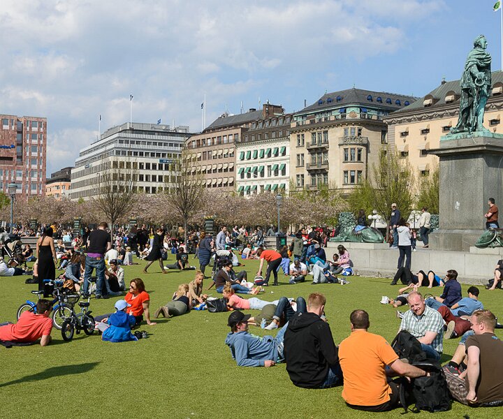 _DSC0018 Enjoying spring in Kungsträdgården.