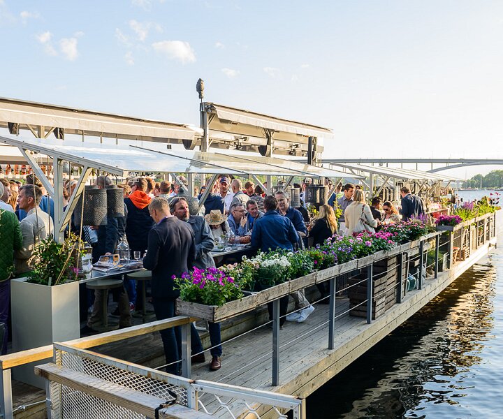 _DSC0003 Mälarpaviljongen is busy!