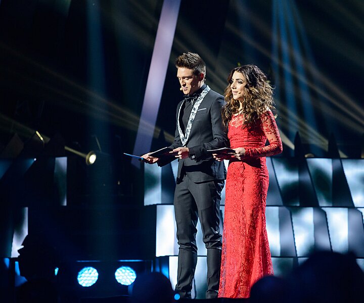 _DSC0011 Danny and Gina, the hosts of Melodifestivalen 2013.