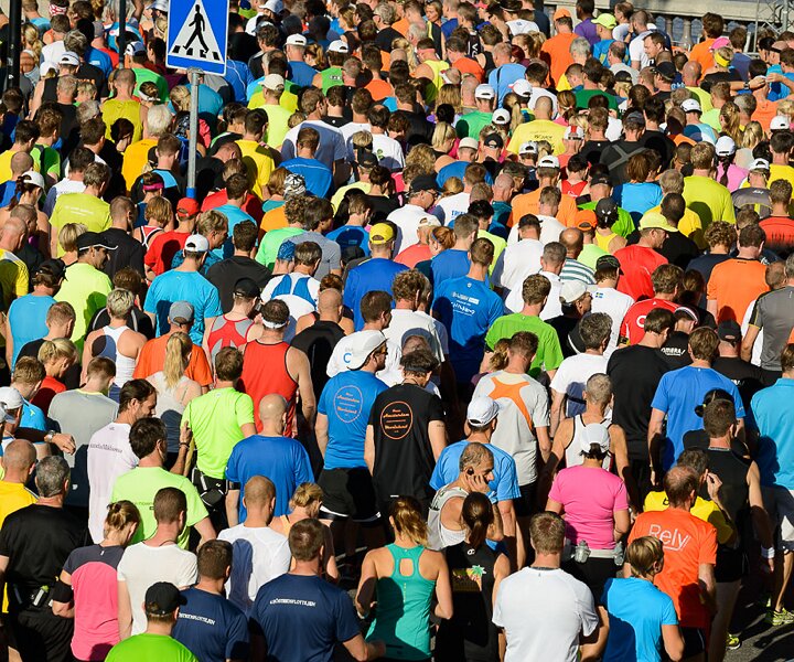 _DSC0045 Runners.