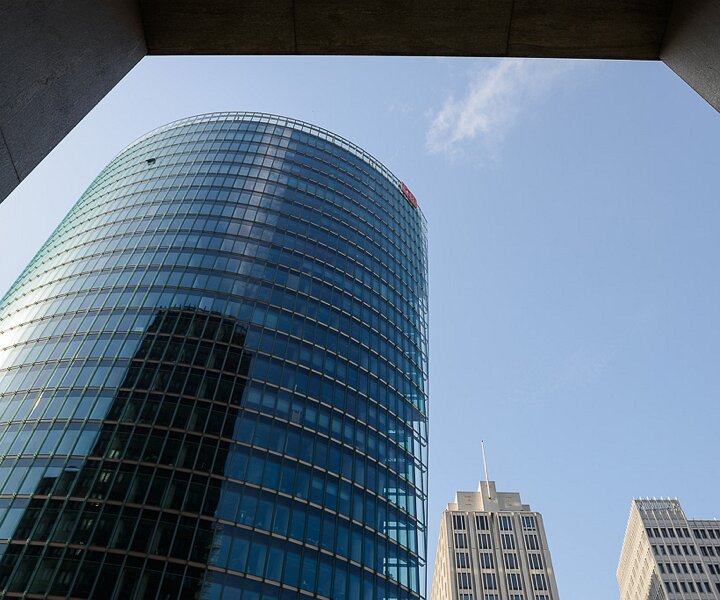 _DSC0150 Building of Deutsche Bahn at Potsdamer Platz.