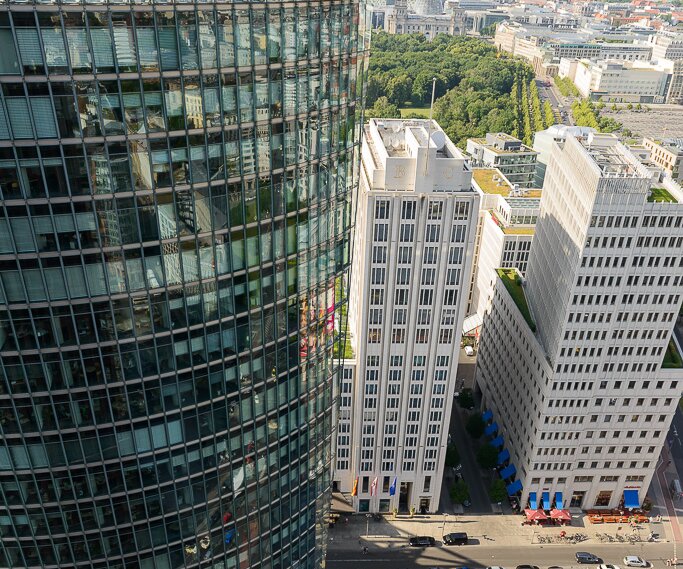 _DSC0161 View above Potsdamer Platz, the Deutsche Bahn building to the left.