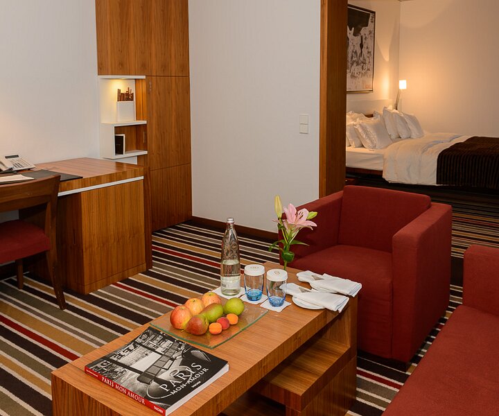 _DSC0021 In the suite 1101 at the Sofitel Berlin Kurfürstendamm hotel.