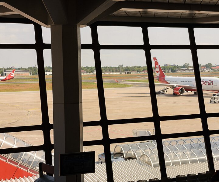 _DSC0002 View from the lounge at Tegel airport.