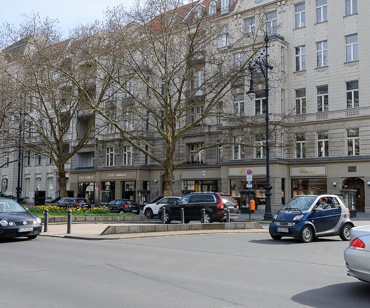 _DSC0033 At Kurfürstendamm.