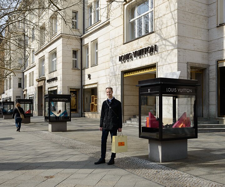 _DSC0036 Going shopping at Kurfürstendamm.
