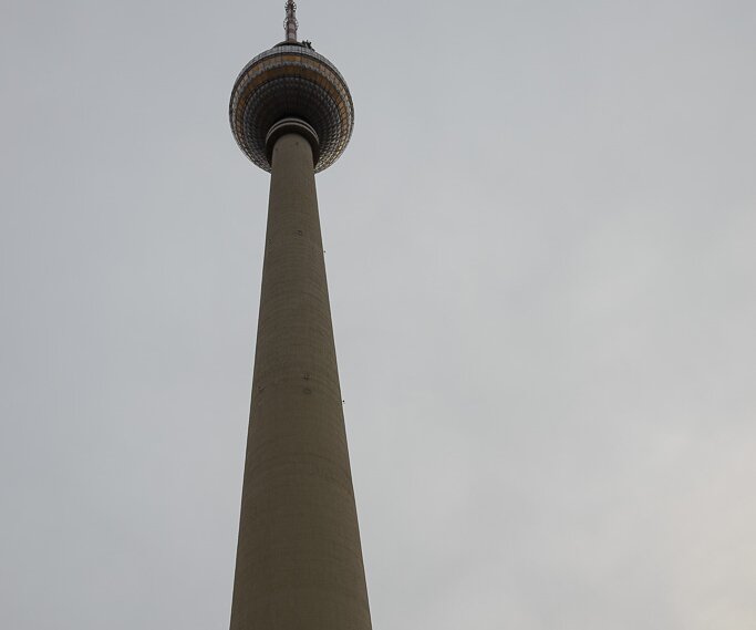 _DSC0119 At the TV-tower (Fernsehturm) at Alexanderplatz. 368 meters high.
