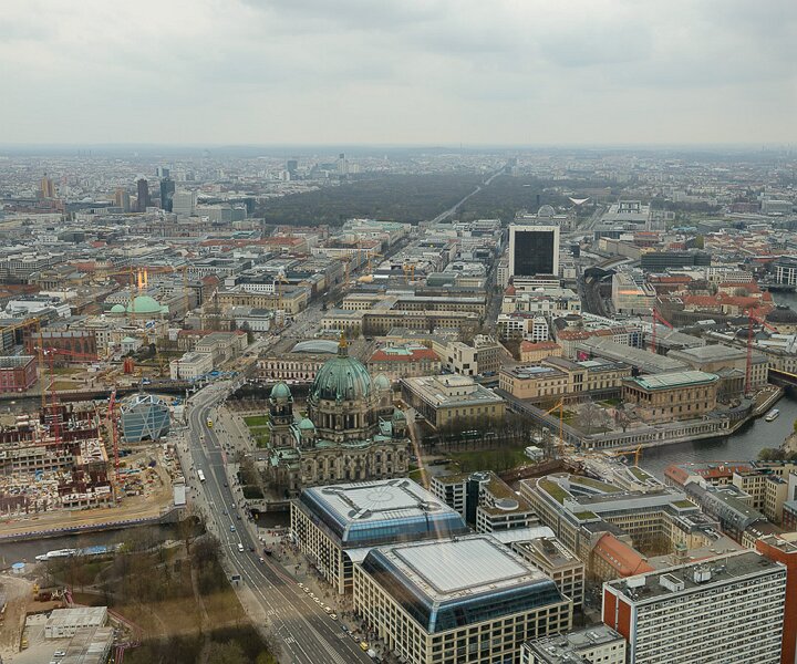 _DSC0057 View from the rotating restaurant Sphere in the TV-tower at Alexanderplatz. At a hight of 207 meters.