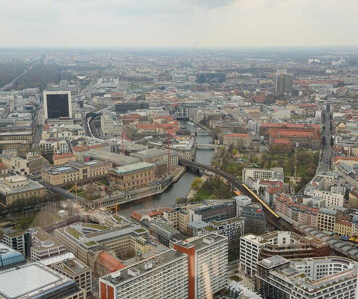 _DSC0066 View from the rotating restaurant Sphere in the TV-tower at Alexanderplatz. At a hight of 207 meters.