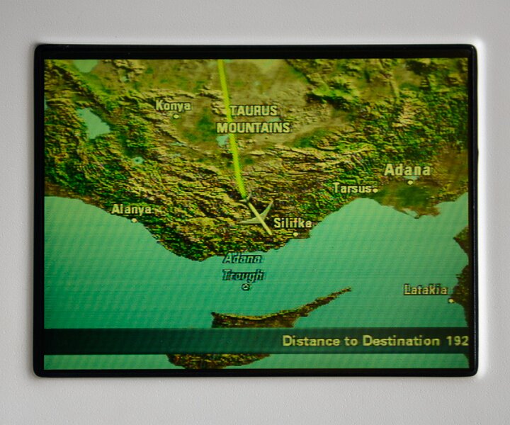 _DSC0025 Flight information on the screen.