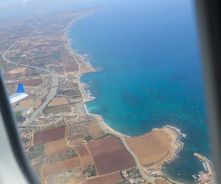 _DSC0040 View on the approach to Larnaca.
