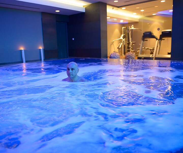 _DSC0059 Markos at the spa at Alasia hotel.