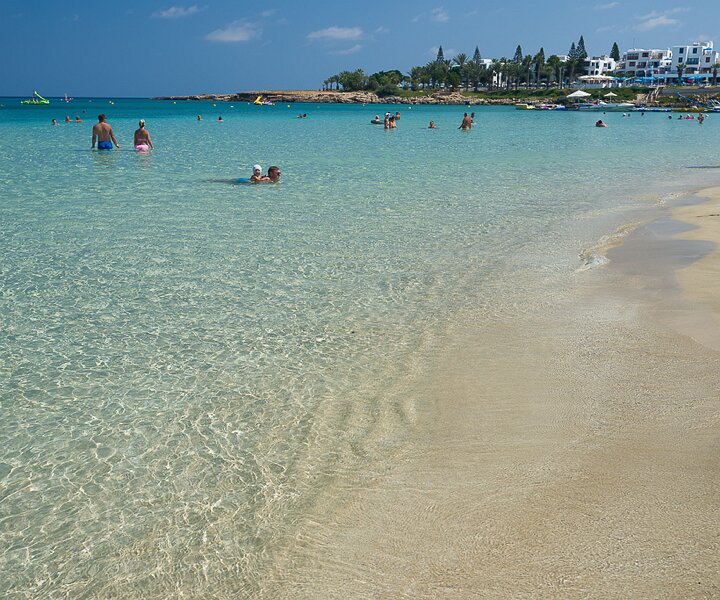 _DSC0029 At Fig Tree Bay.