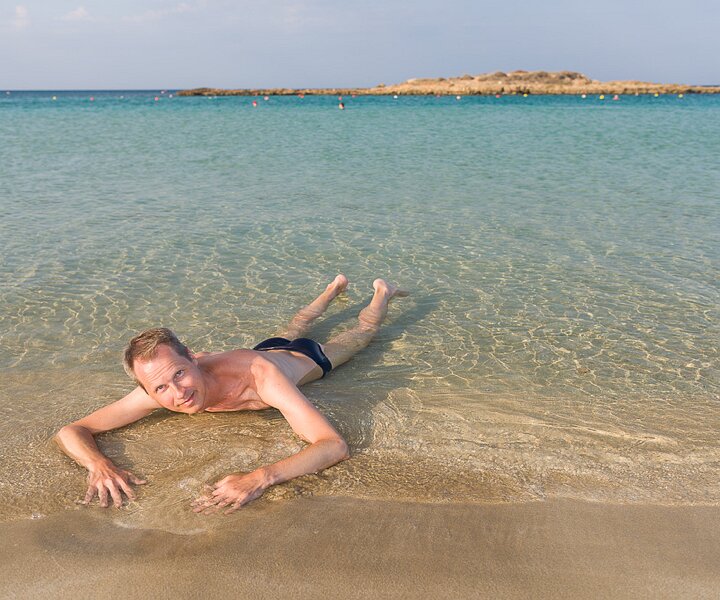 _DSC0082 Arto at Fig Tree Bay.