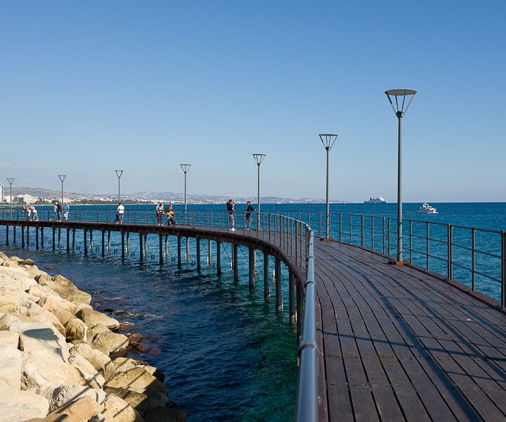 _DSC0051 Walking by the seaside promenade in Limassol.
