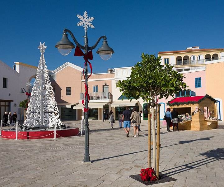 _DSC0068 At Limassol Marina.