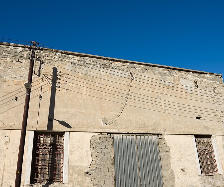 _DSC0086 Old building near Limassol Marina.