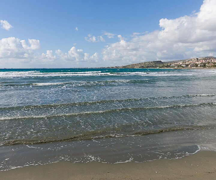 _DSC0010 The beach at St Raphael Marina.