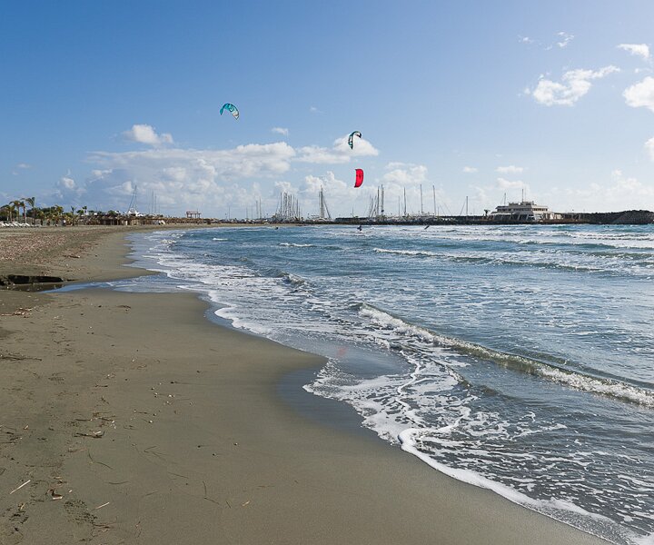 _DSC0056 The beach at St Raphael Marina.