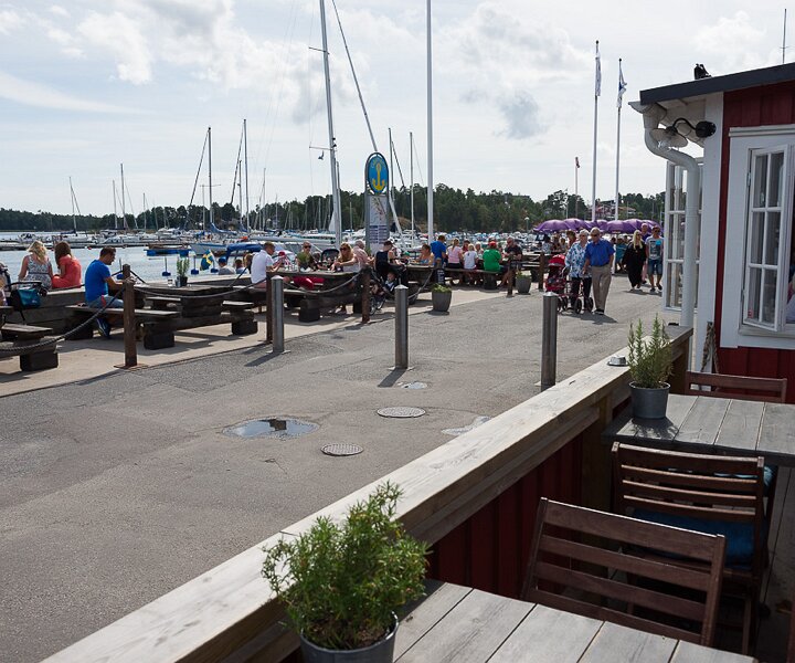 _DSC0006 By the harbour in Nynäshamn.
