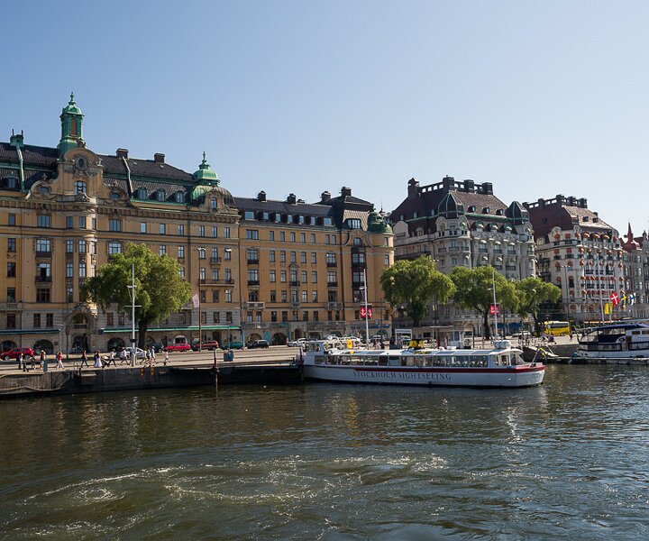 _DSC0004 View of Strandvägen, leaving from Nybrokajen for Sandhamn.