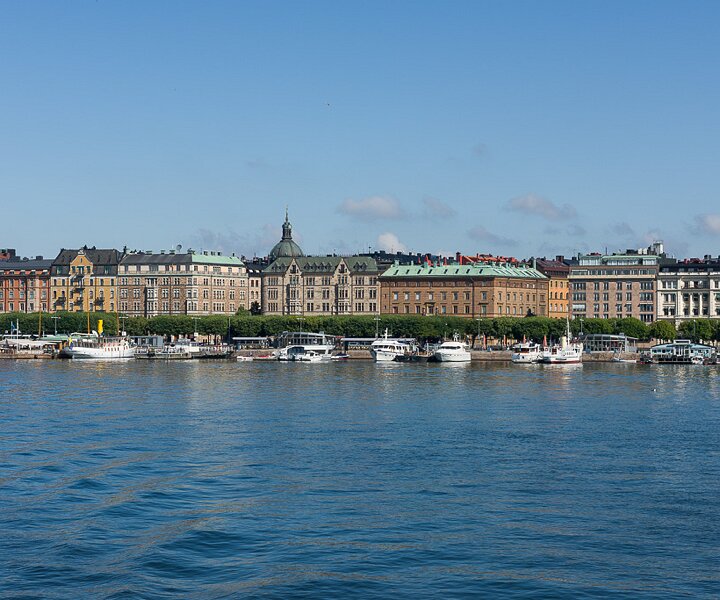 _DSC0026 View of Strandvägen, leaving from Nybrokajen for Sandhamn.