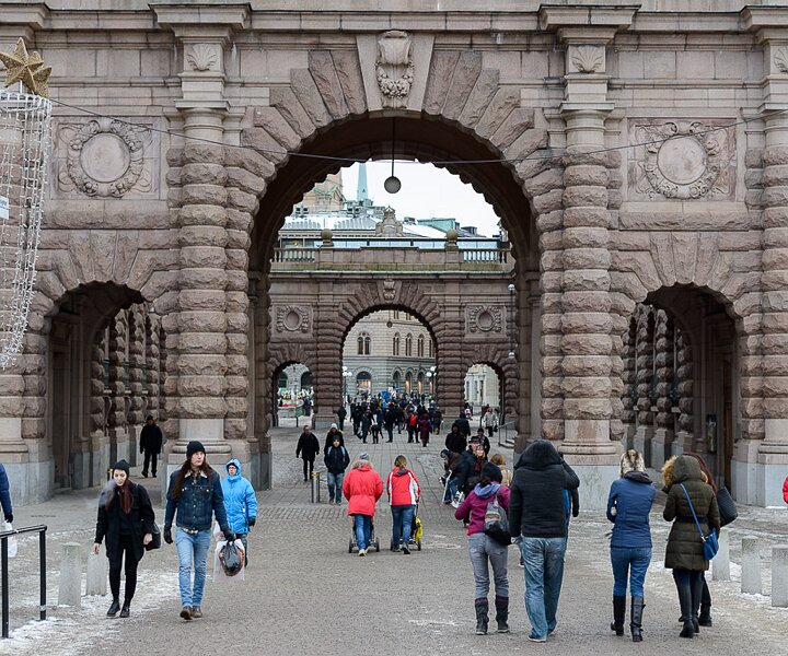 _DSC0009 At the House of Parliament, walking to Gamla Stan (the old town).