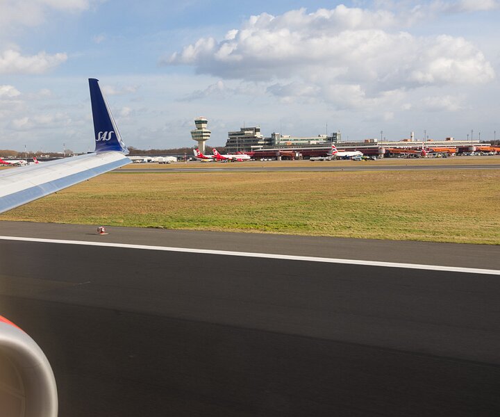 _DSC0029 Landing at Tegel airport in Berlin.