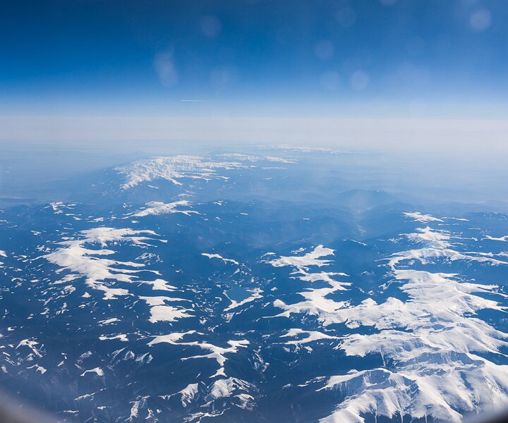 _DSC0007 View over the mountains.