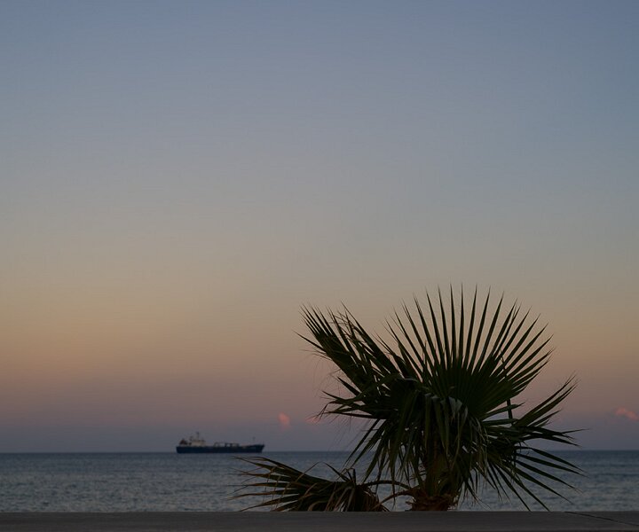 _DSC0136 By the sea in Limassol at dusk.
