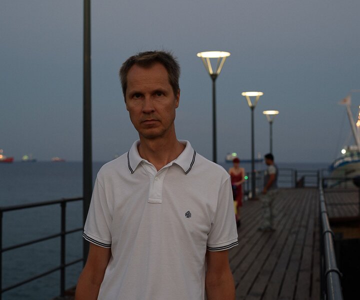 _DSC0239 Arto for an evening walk at the seaside promenade in Limassol.