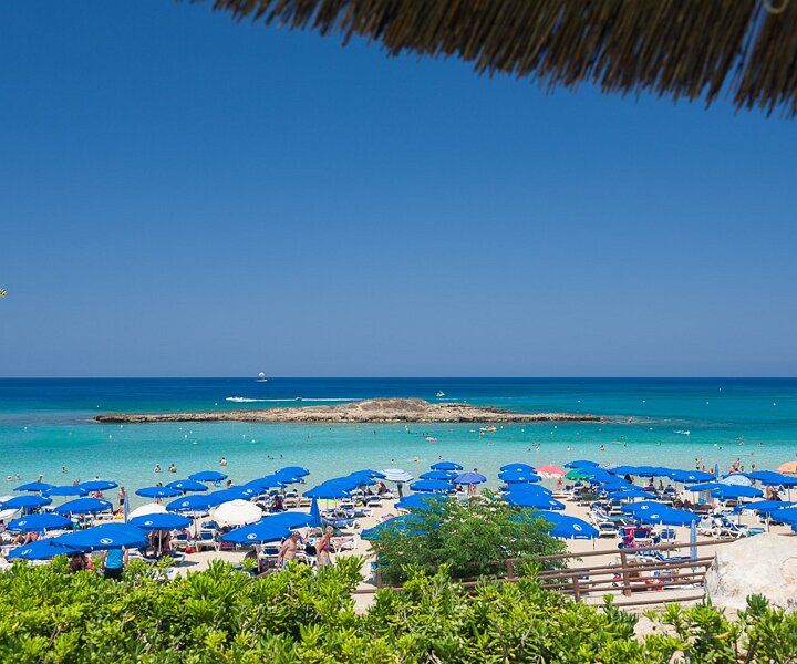 _DSC0045 View of Fig Tree Bay from Capo Bay hotel.