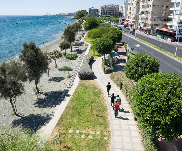 _DSC1575 By the seaside promenade in Limassol.