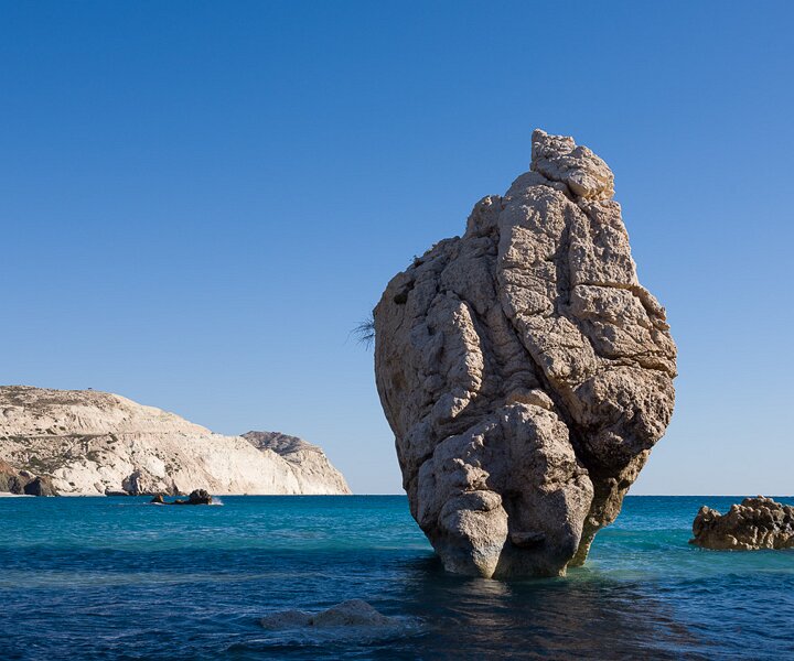 _DSC1996 At the sea near Petra Tou Romiou.