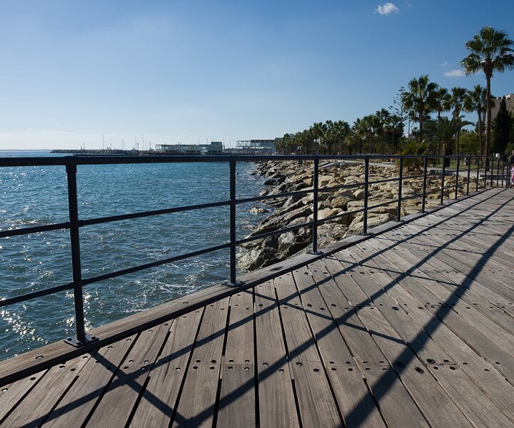 _DSC2346 At the seaside promenade in Limassol.