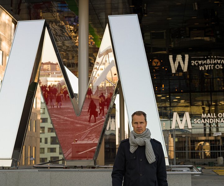 _DSC0688 Arto at the Mall of Scandinavia.