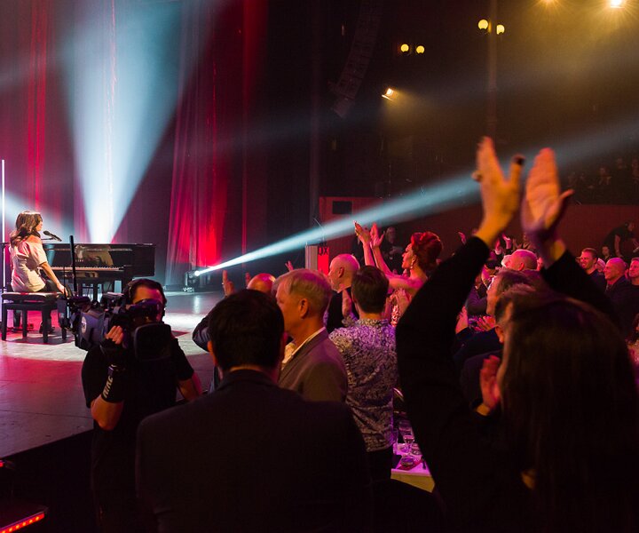 _DSC2823 Standing ovation for Lena PH.