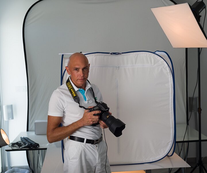 _DSC1117 Photo shoot, object photography with a light tent.