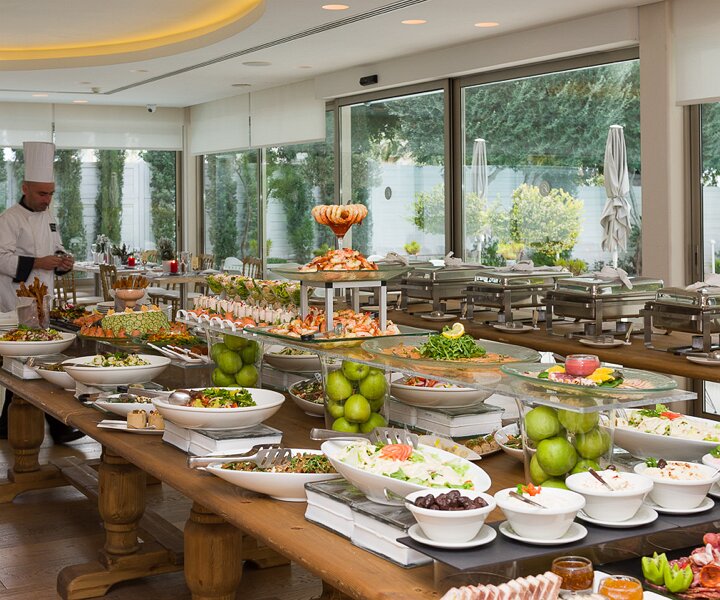 _DSC7349 New Year's Day lunch buffet at Alasia boutique hotel.