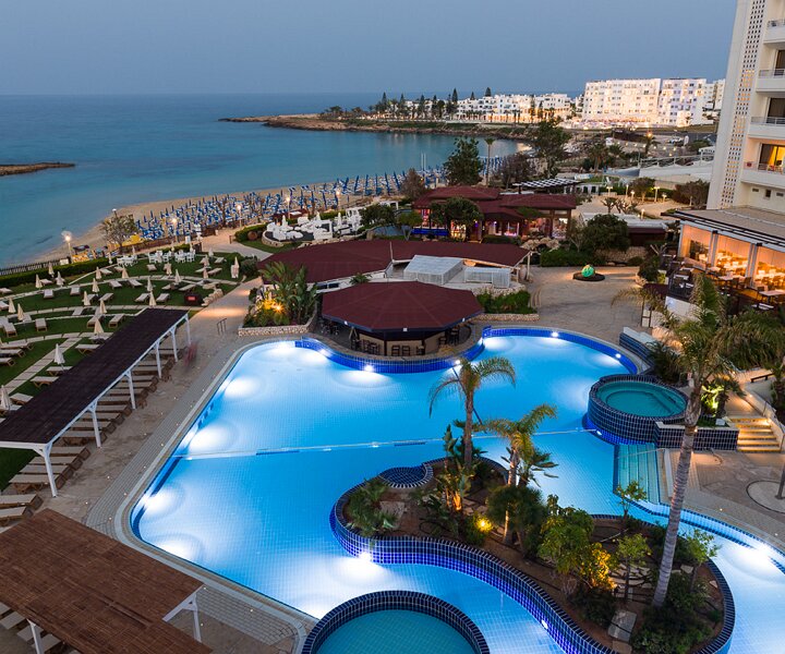 _DSC8249 View of the pool area and Fig Tree Bay from Capo Bay hotel.