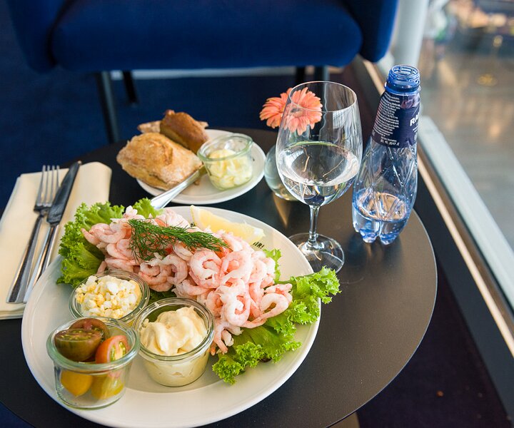 _DSC9169 Delicious shrimp sandwich at Pontus in the Air lounge at Arlanda airport.