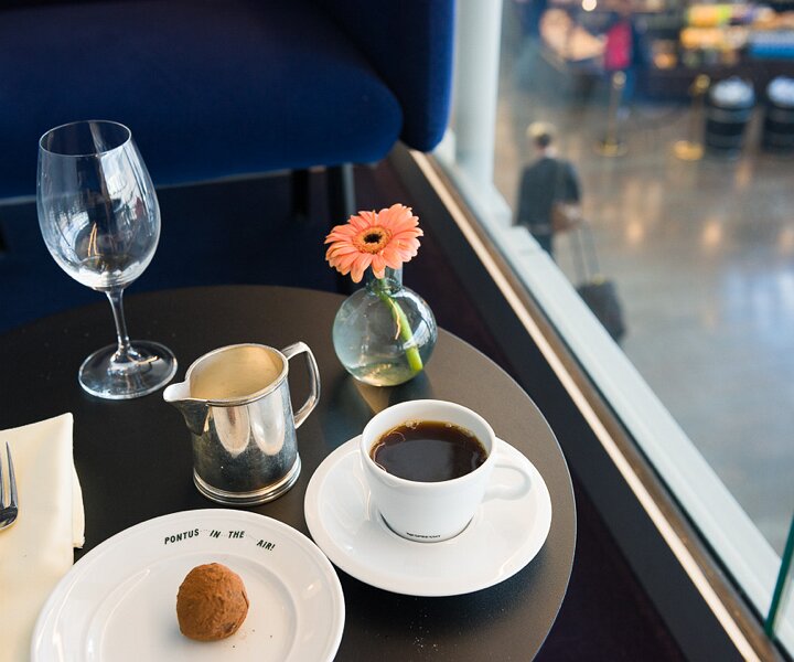_DSC9183 Delicious chocolate truffle with coffee at Pontus in the Air lounge at Arlanda airport.